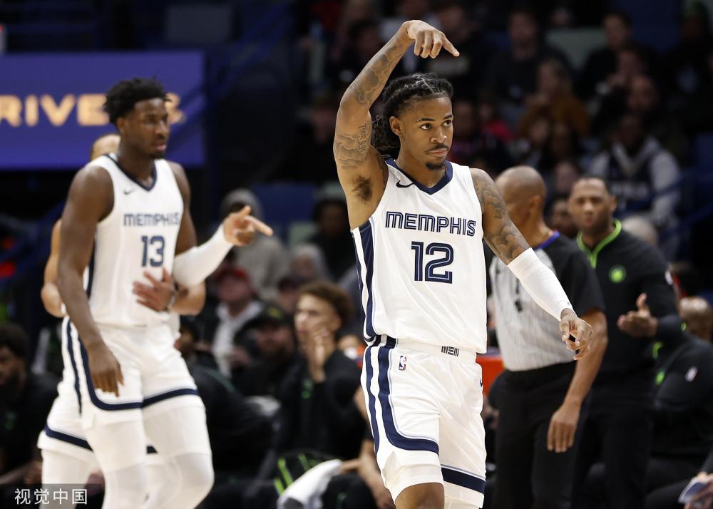 前场压迫的 前场压迫的