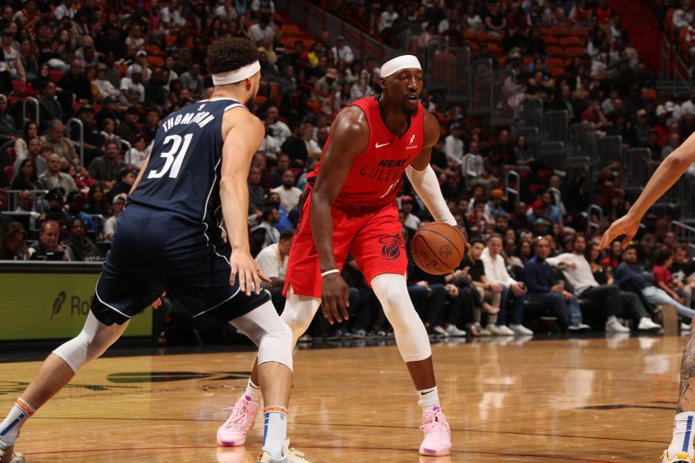 后座躲避媒 后座躲避媒