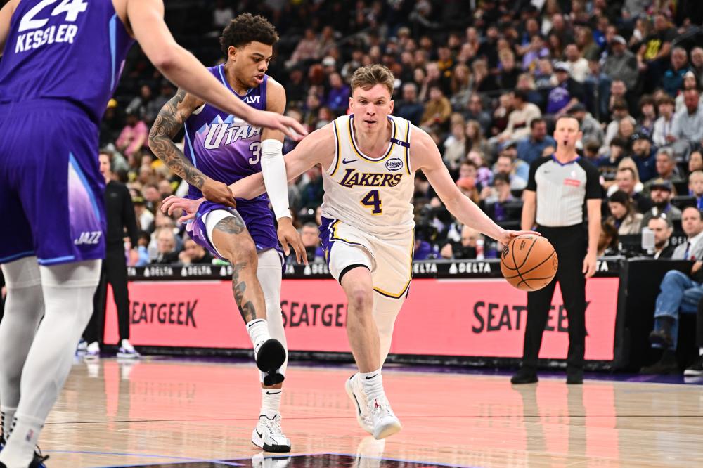 运动在更广 运动在更广